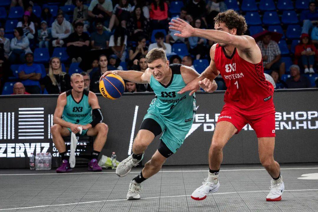 电竞博彩平台 -官宣日欧篮联传出新动向；罗马回应争议；高层表态——震撼外界；年轻球员获得机会的简单介绍