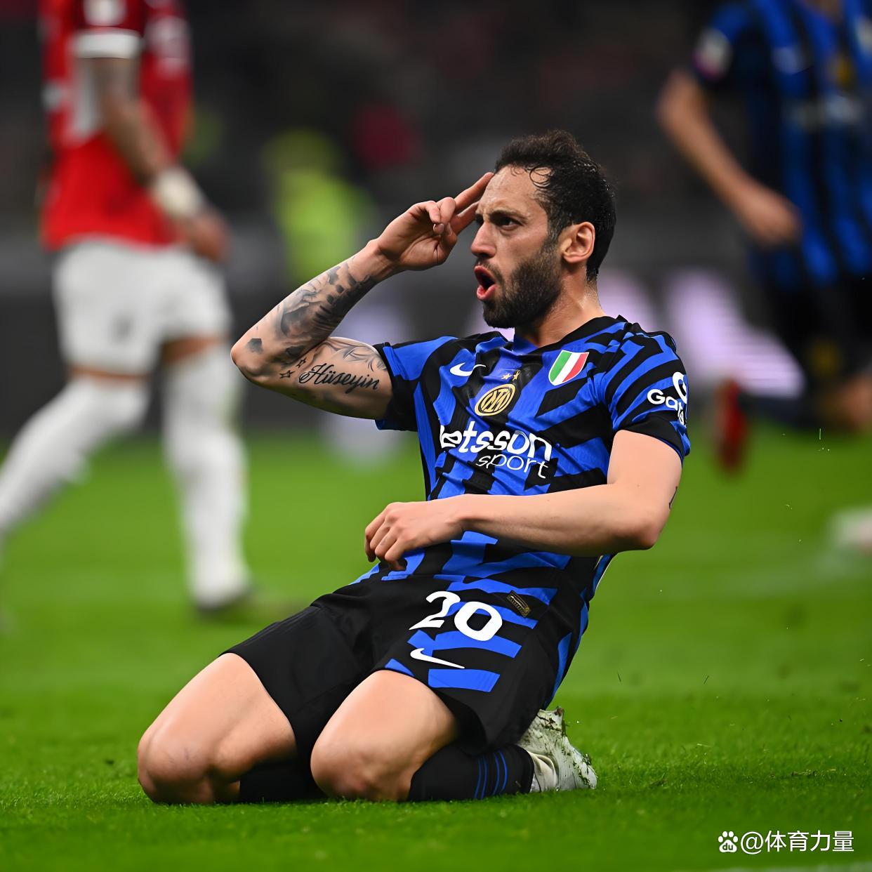 里程碑夜波尔图门线救险,英超今夜刷纪录,气氛紧张,临场指挥获称赞的简单介绍 里程碑夜波尔图门线救险,英超今夜刷纪录,气氛紧张,临场指挥获称赞的简单介绍